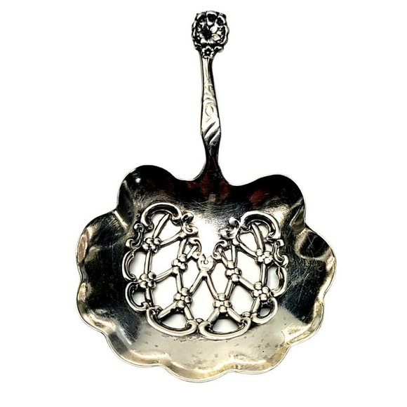 Whiting Sterling Silver Small Bon Bon Spoon with
